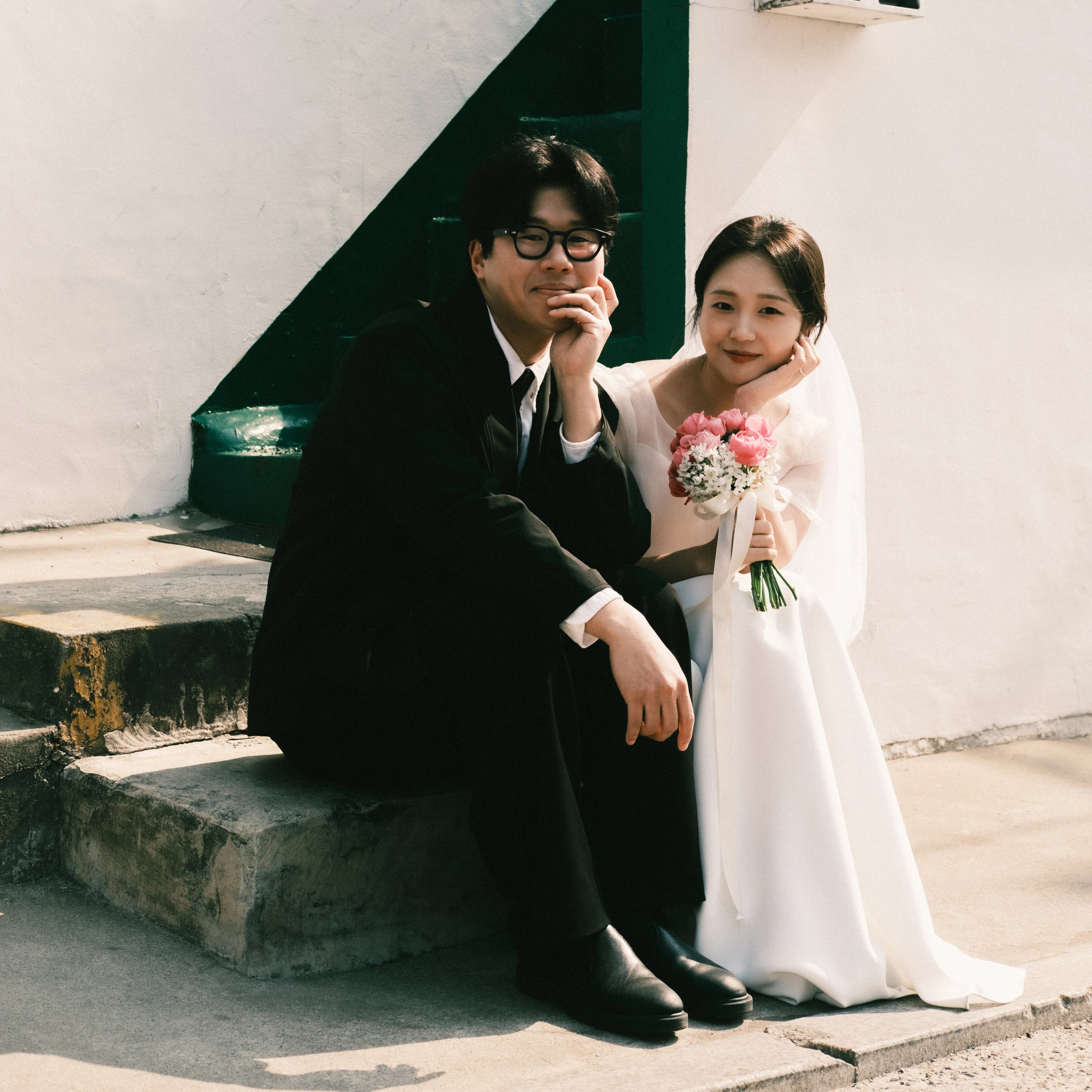 디오디너리필름 스튜디오 로고