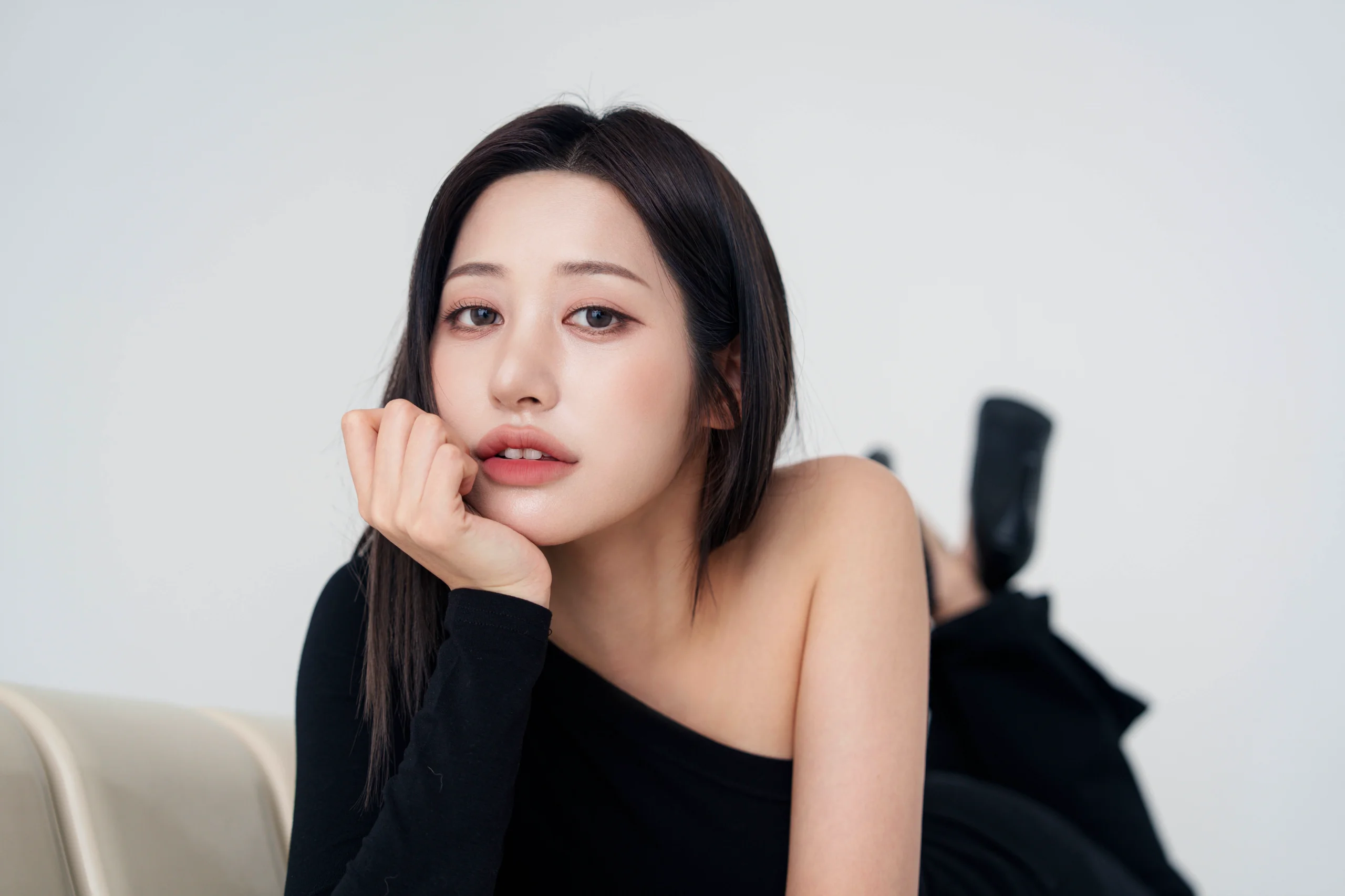아투스튜디오 프로필·상반신프로필 포트폴리오 1
