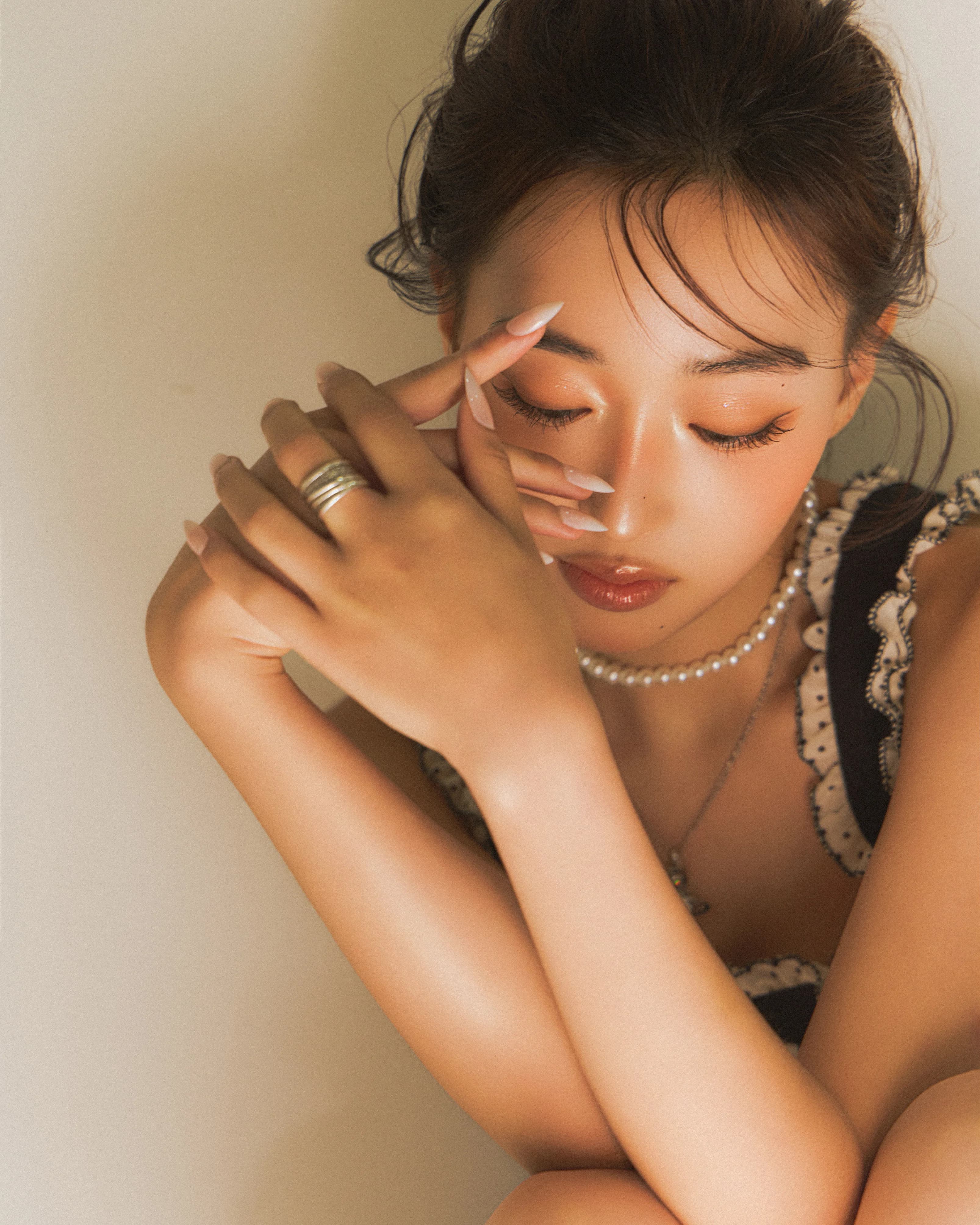 인물화보 2컨셉